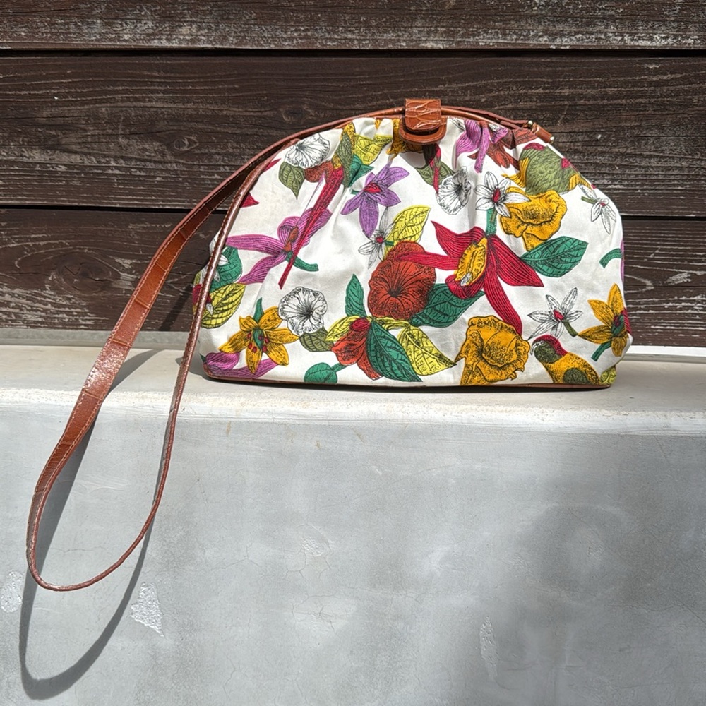 Vintage Morgan Taylor Tropical Floral Parrots Pattern Granny Style Shoulder Bag